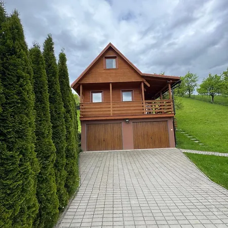 Zrubovy Dom Silvia 롯지 *