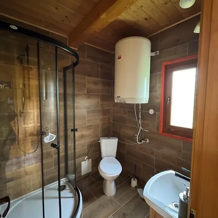 Zrubovy Dom Silvia 롯지