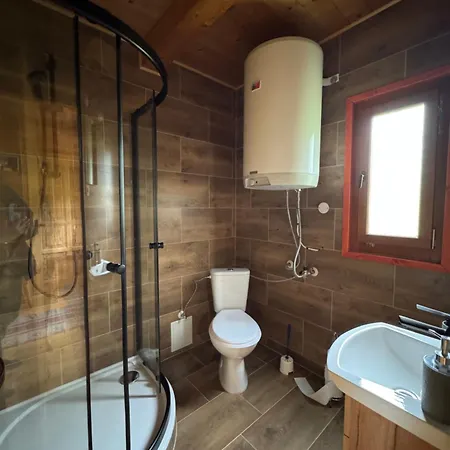 Orman Evi Zrubovy Dom Silvia *