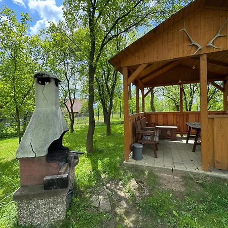 Zrubovy Dom Silvia *